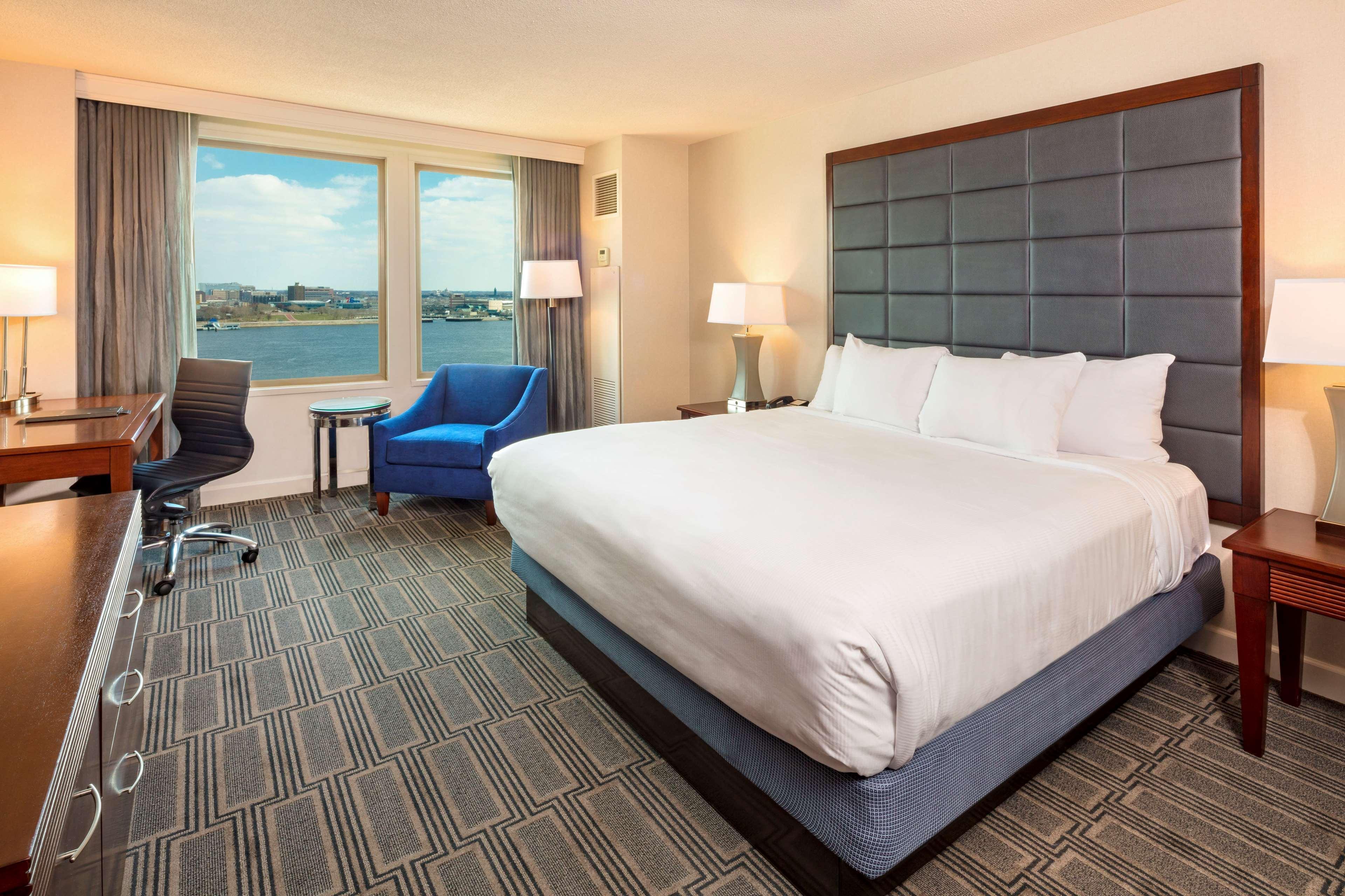 Hotel Hilton Philadelphia At Penn'S Landing Zimmer foto
